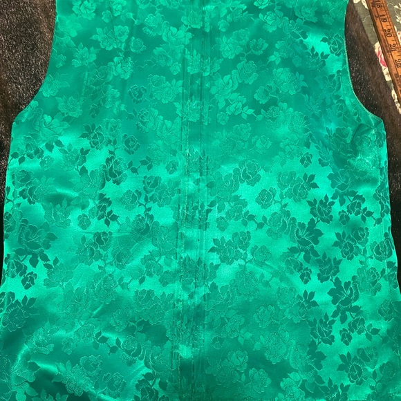 Vintage kelly green satin jacquard ladies two piece dress - Picture 9 of 11